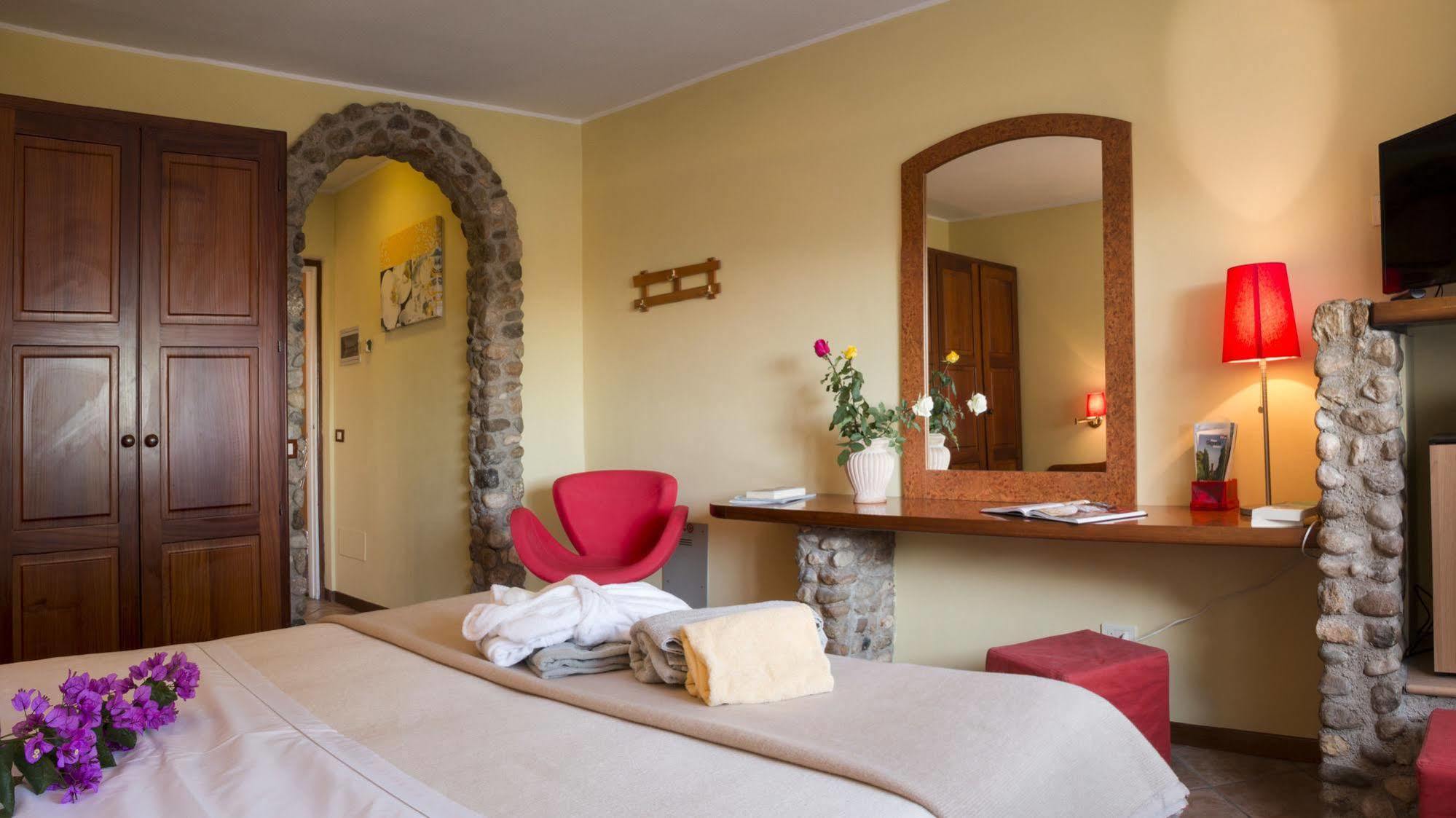 Hotel West Garda